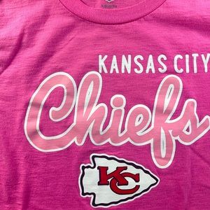 Girls Kansas City Chiefs Pink T-shirt Large